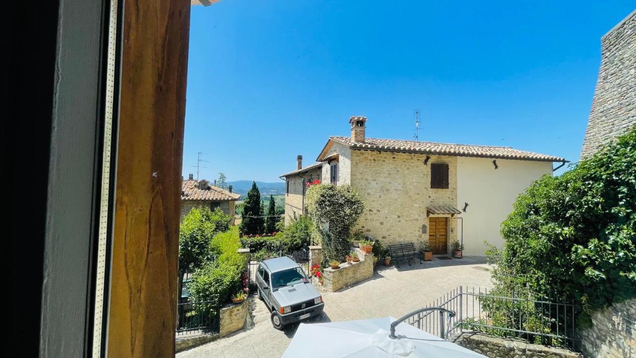 Villa Casa Di Duccio Montone  Exterior foto
