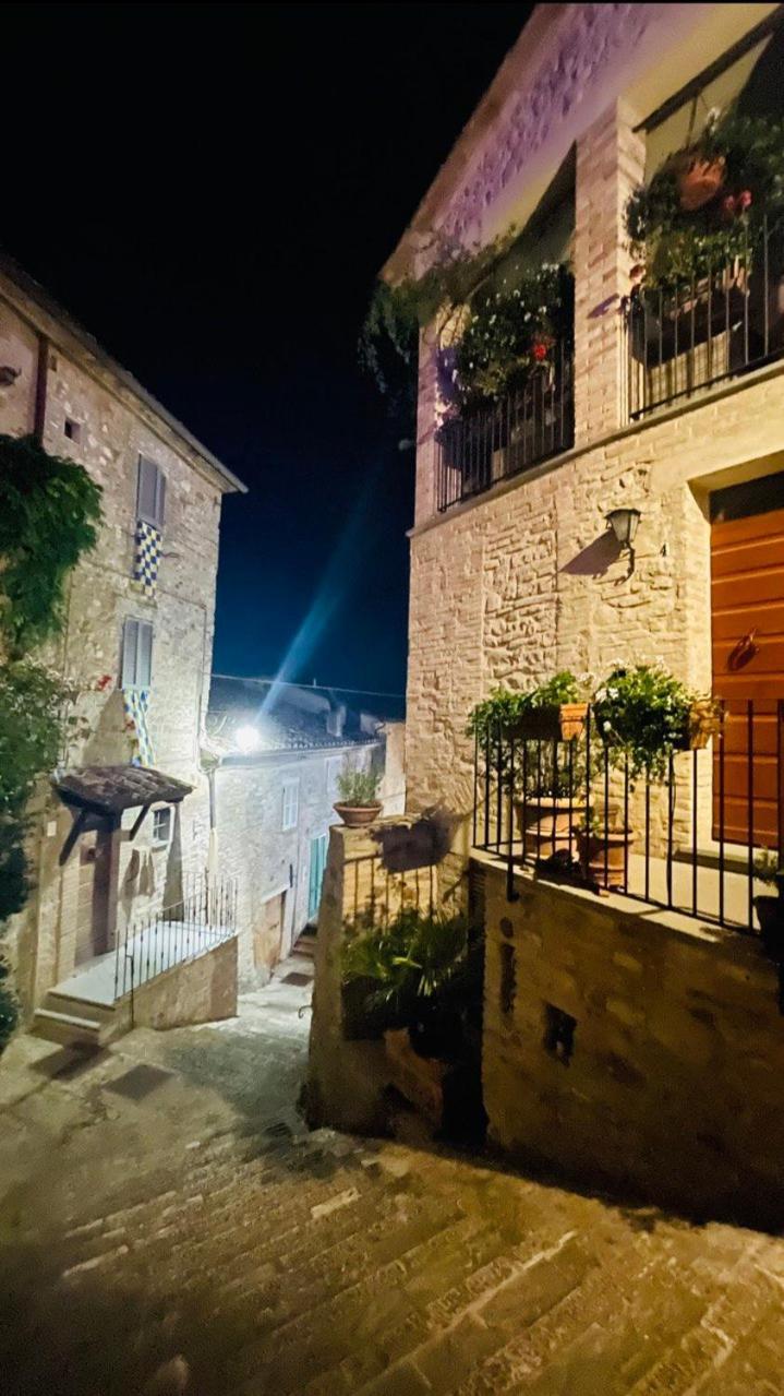 Villa Casa Di Duccio Montone  Exterior foto